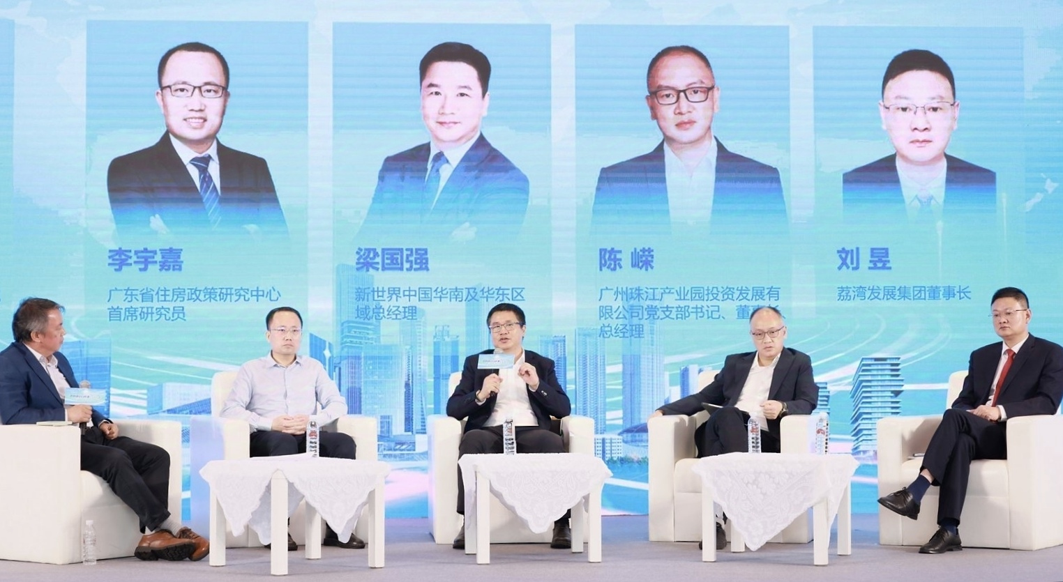 深耕、赋能、持续助力，新世界中国双子人居标杆推动城市高质量发展