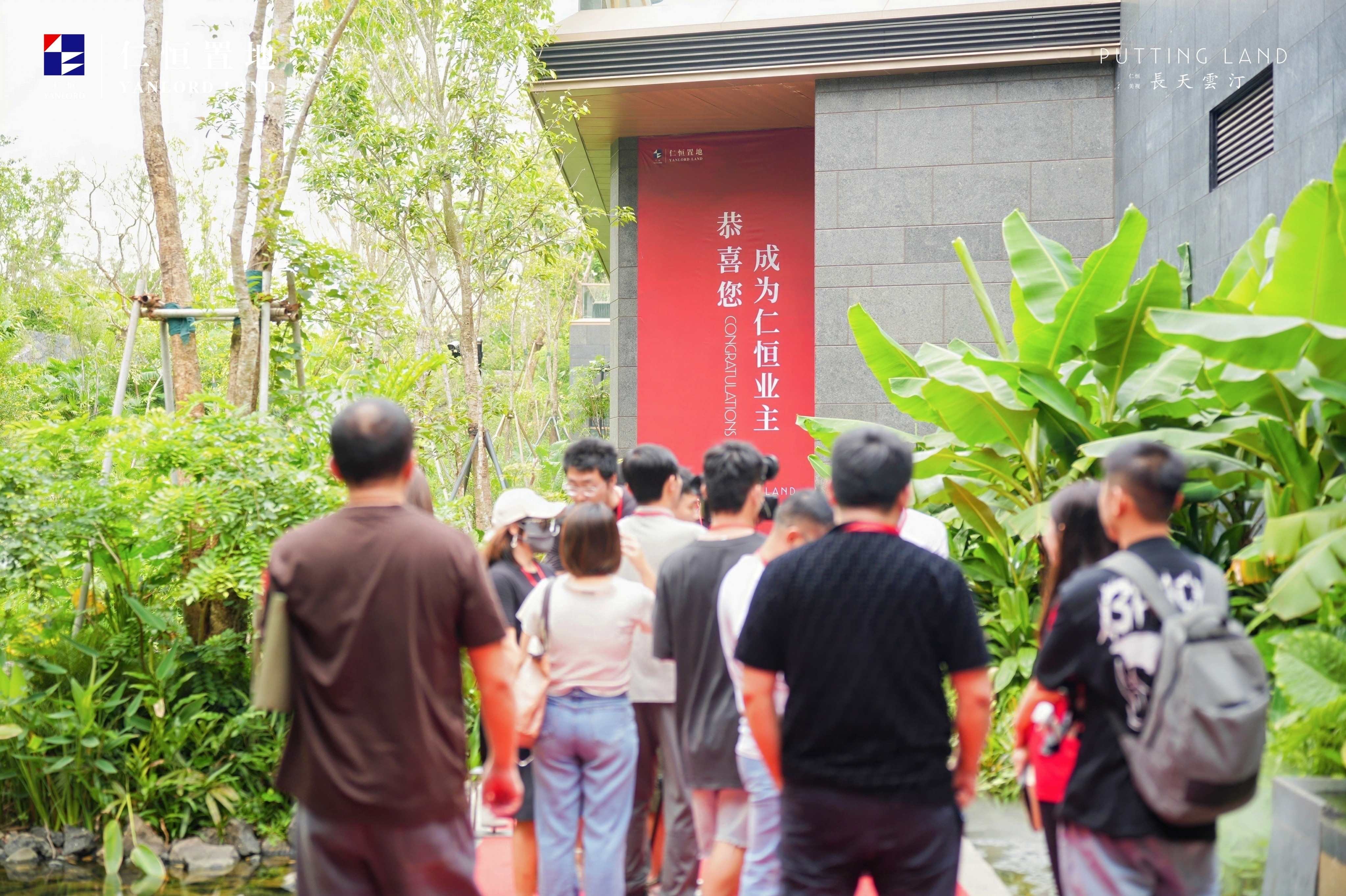 顶流長天雲汀，逆势提价仍开盘售罄，再走出海口的“独立行情”！