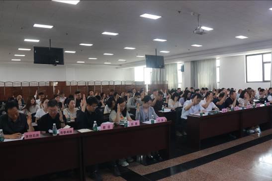 石家庄市房地产业协会第十届一次会员代表大会圆满举行
