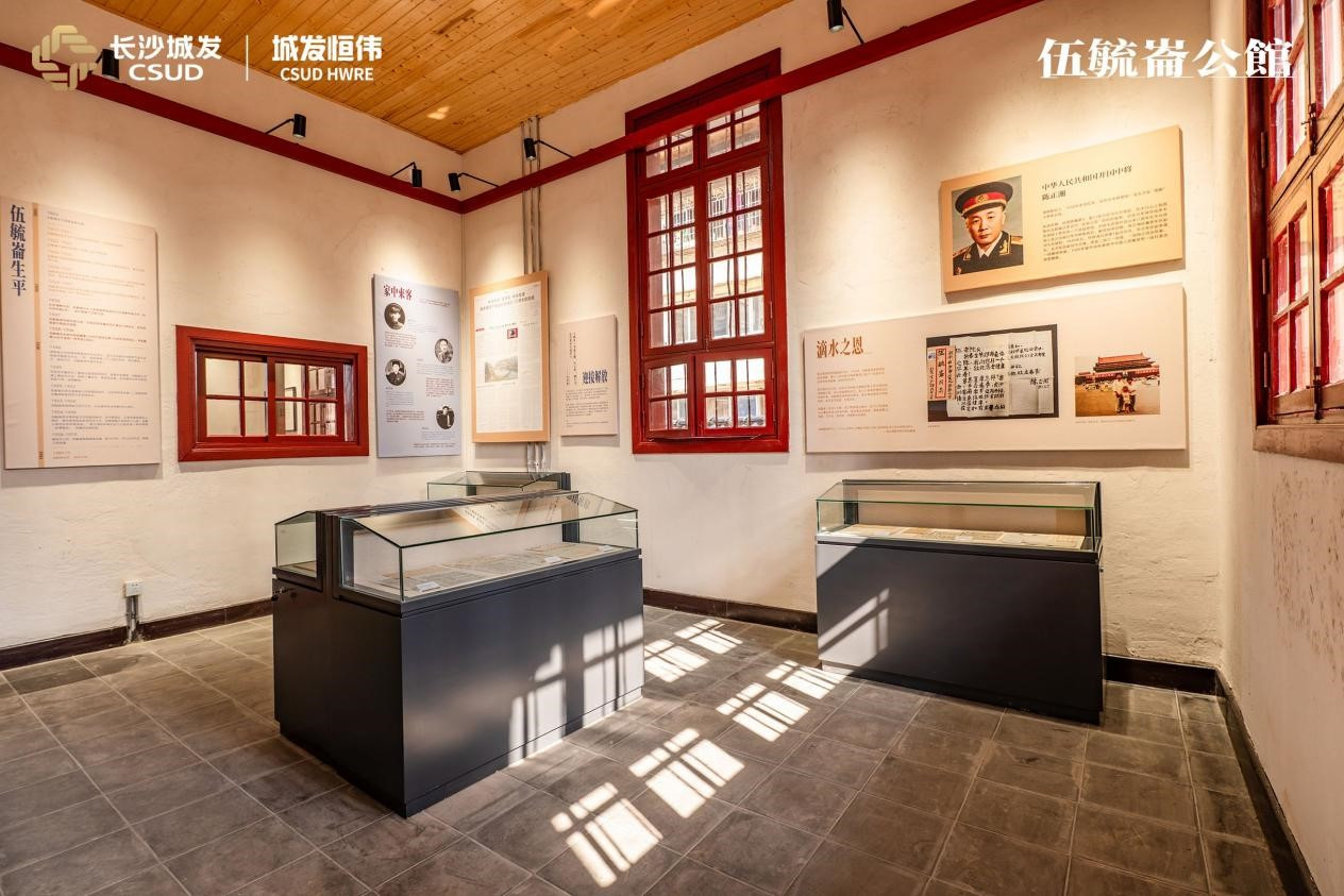 “江湖情未了——湘赣油画名家邀请展”顺利开幕，百年公馆见证湘赣艺术深情对话