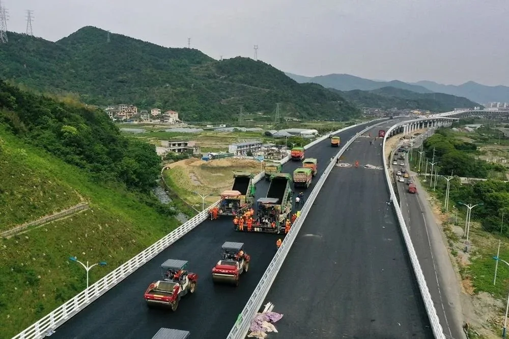 329国道新建段有望9月底通车!普陀芦花至南岙公路正式通车!