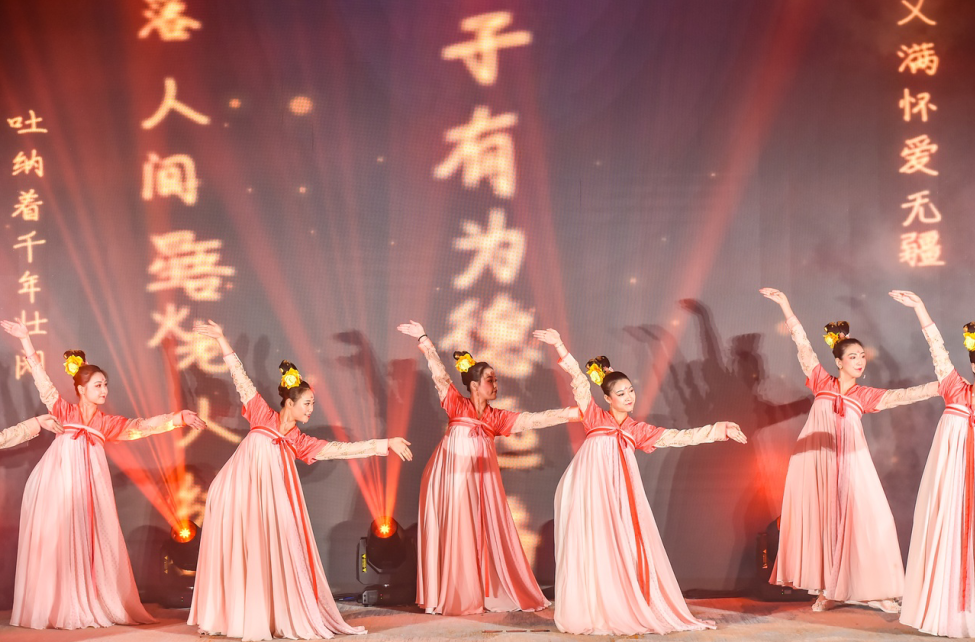 重磅！华中小镇将于七夕推出大型原创国风音乐剧