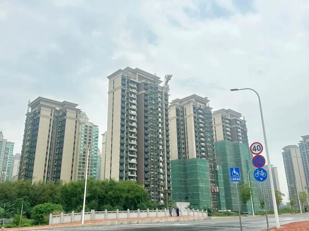 探新 | “建”证韶关楼市:韶关恒大城工程进度实拍……-房产资讯-房天下