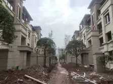 上叠带2露台 5房3卫 上下一共三层