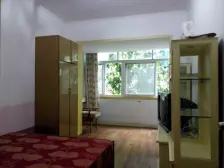 青山湖小区南北通透三居室,舒适宜居,诚意出售