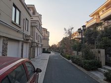 仪征 石柱山庄 5室2厅5卫