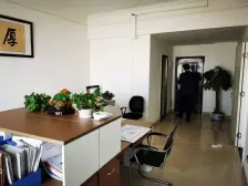 东亚盛世滨江1室1厅1卫西南朝向65.00万元出售