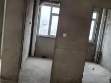 莱山 万光府前花园 2室2厅