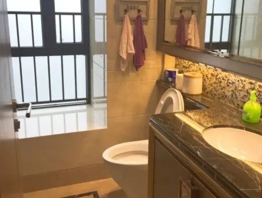 新城悠活城1室1厅0卫