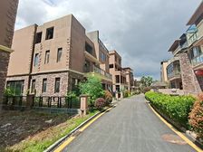 茂南 远洋山水 9室4厅