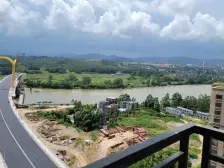 防城区 路桥锦绣中央 4室2厅 20楼高层江景房 购房送车位