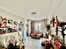 聚德花苑南区教师楼 原装电梯带车位,中高楼层。采光好!