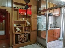个人出售沈辽路农电局家属楼61平南北两室不把山不临街免费停车
