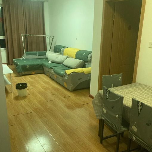 甘井子红凌路大华八期78平方米 2室1厅1卫