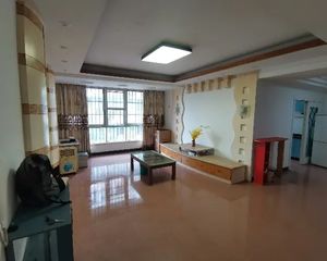 南北通透三居室 竹苑二区131平仅108万