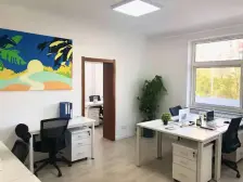 经区火车站邻客创新空间 纯写字楼66.5平米