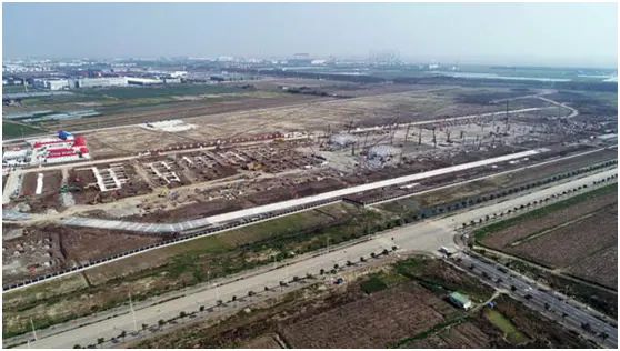 ÌØË¹À¹âËÙ½¨É裬ÁÙ¸ÛÀ¶Íå¼ÛÖµ¿ÉÆÚ£¡