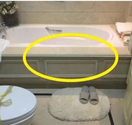 ·¿¼Û
