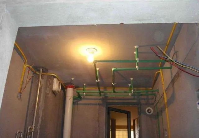 ·¿¼Û