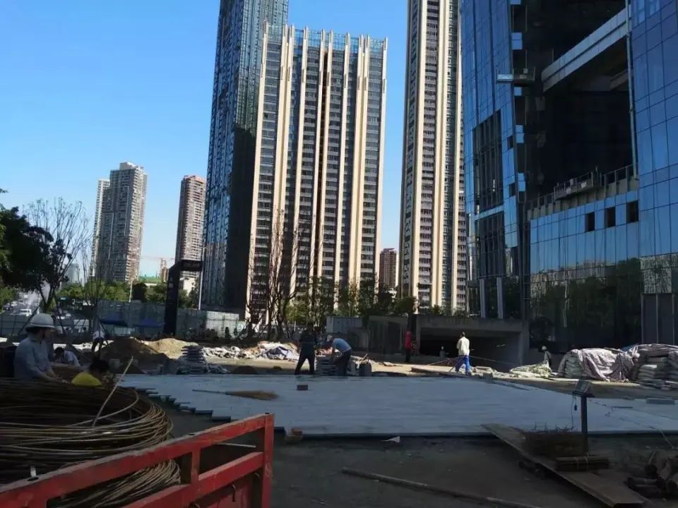 房价