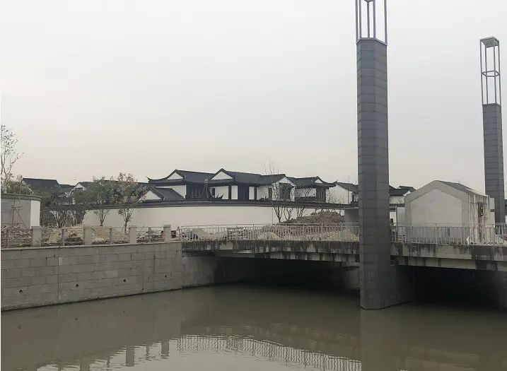 房价
