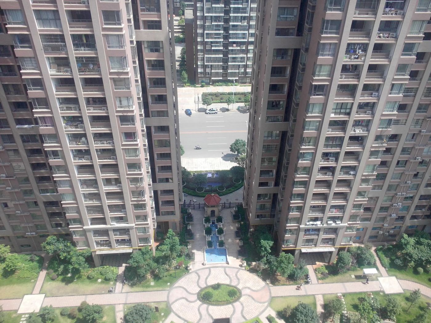 房价