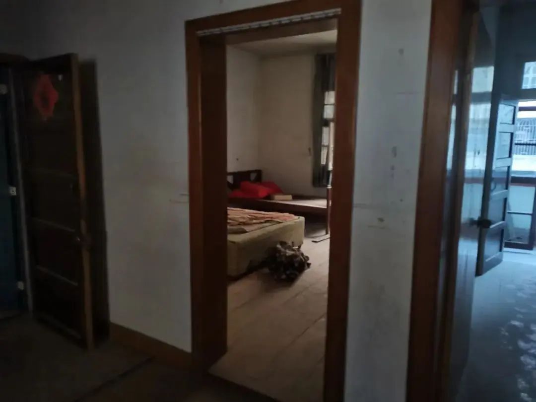 房价
