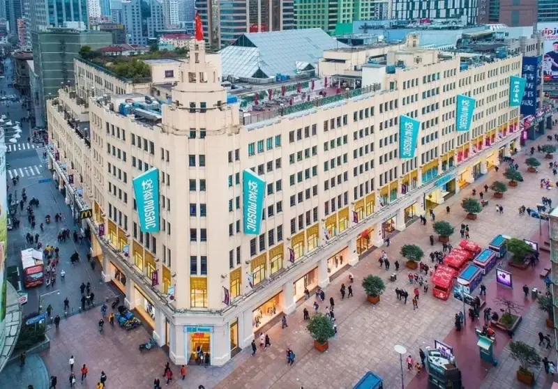 上海这家近百年历史的mall,凭什么抓住了年轻人的心?