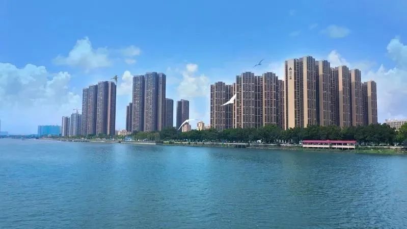 房价