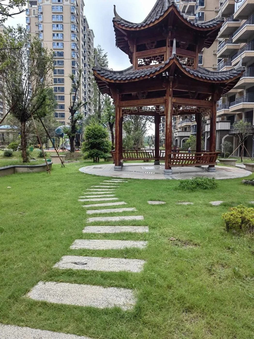 房价
