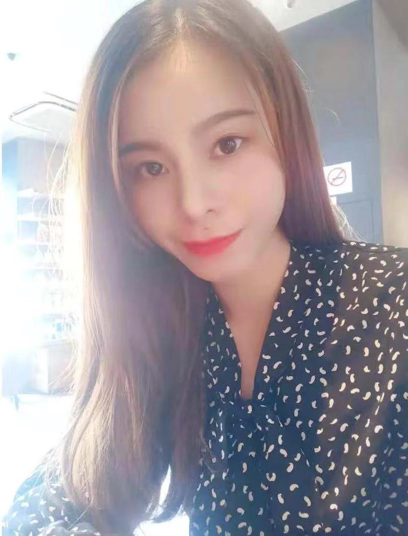 李佳静