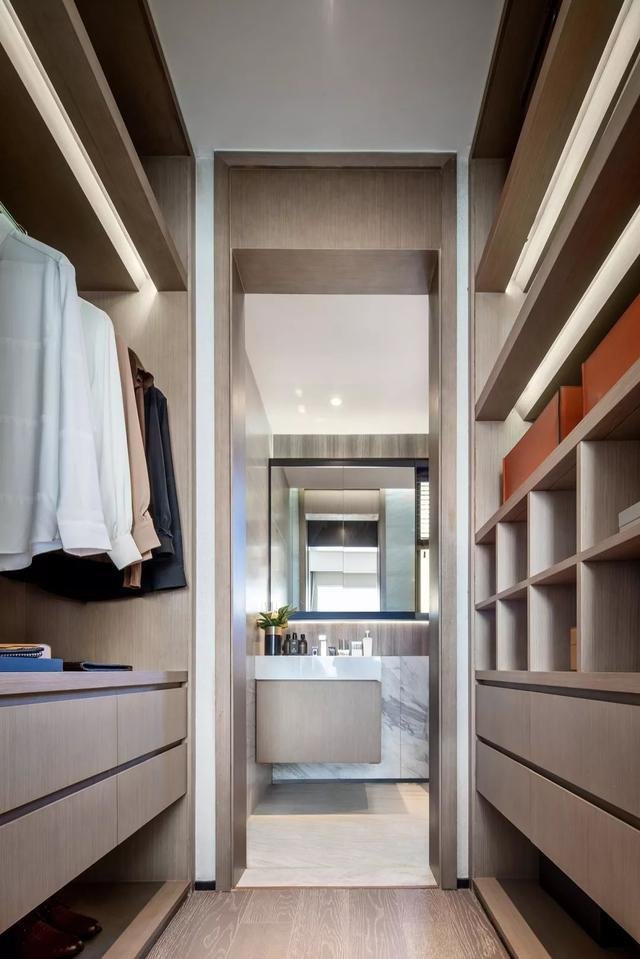 99㎡现代简约，精致软硬装，打造舒适的三居室！