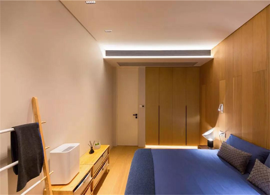 67平米两居室现代风格装修案例