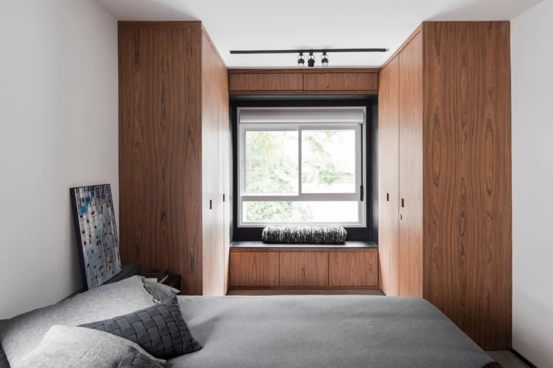 这套117平米的三居室，最后还是选定现代风格，效果竟远超预期。-融创臻园装修