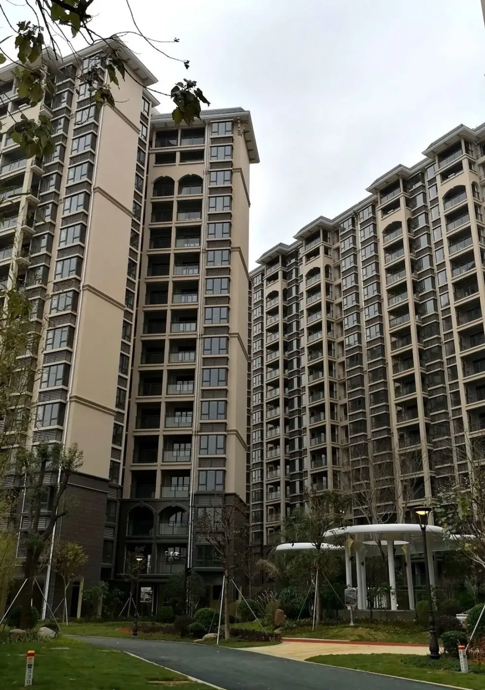 八步区 绿城61上海公馆 3室2厅,贺州八步区八步区绿城61上海公馆