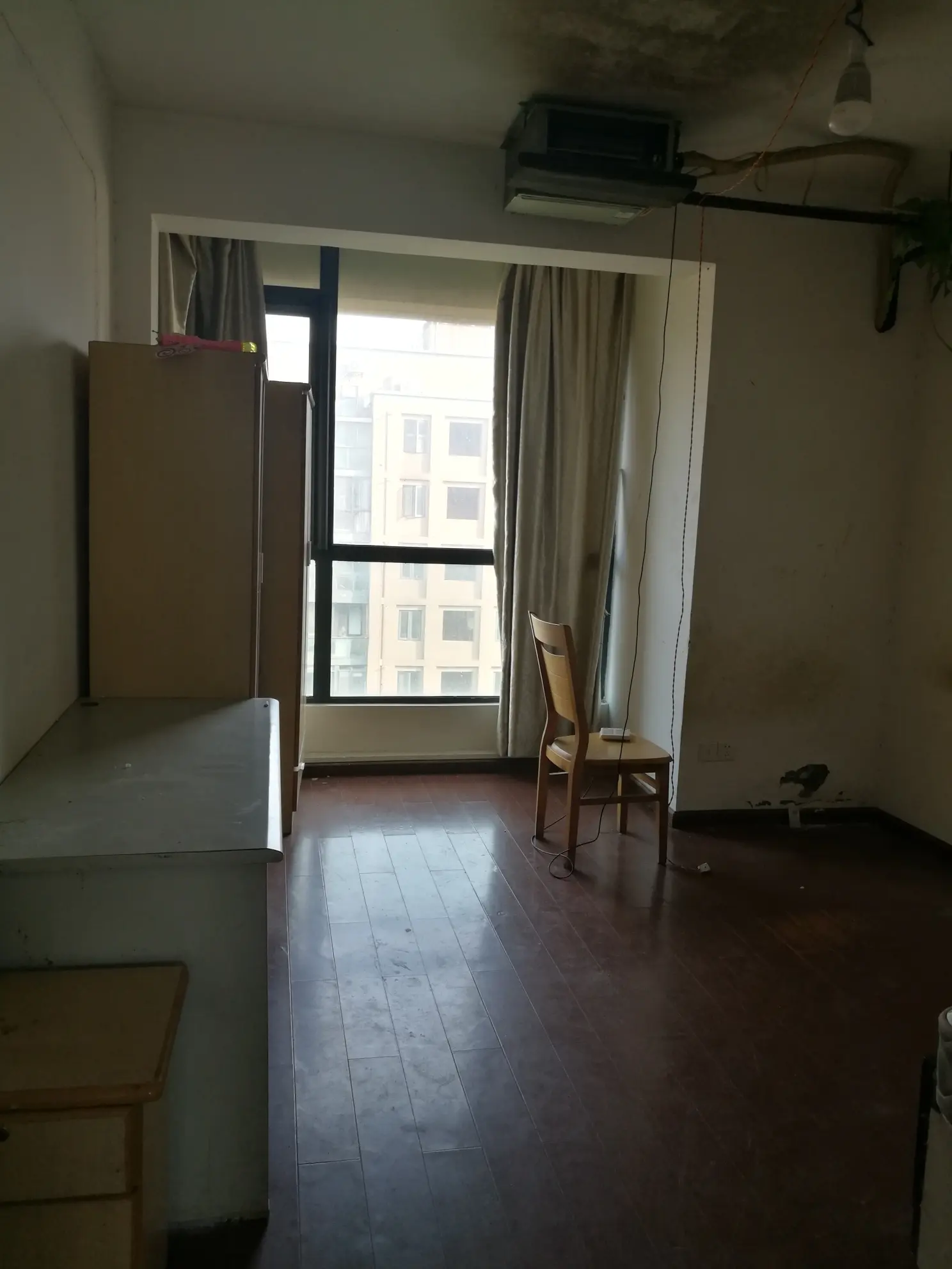 鄞州 首南街道荣安琴湾 三室一厅 10幢22单元1002室