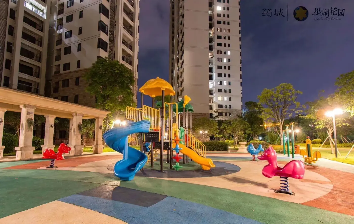 郁南 星湖花园 4室2厅