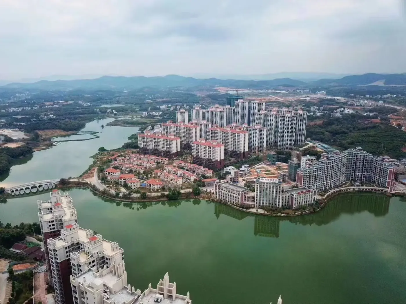 郁南 星湖花园 4室2厅