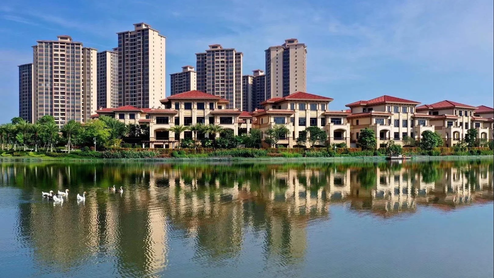 龙湖山庄城中美景廉江市的不二选择