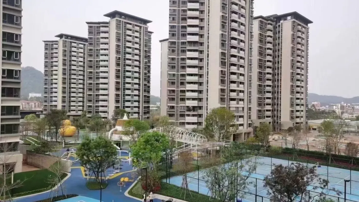 恒大紫荆学府,地铁4站天河,200米华师