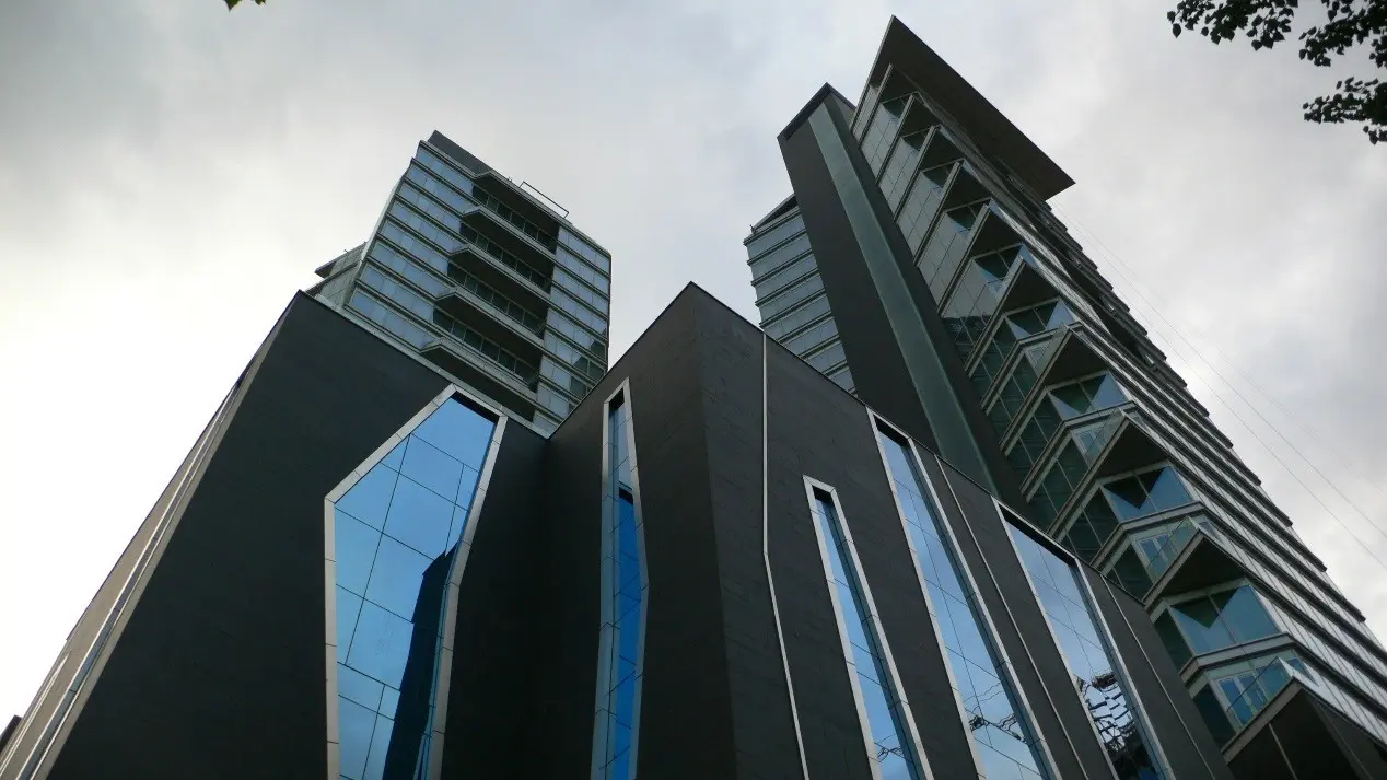 洞悉当代生活,境鉴人本未来 ——华远地产住宅产品线升级发布