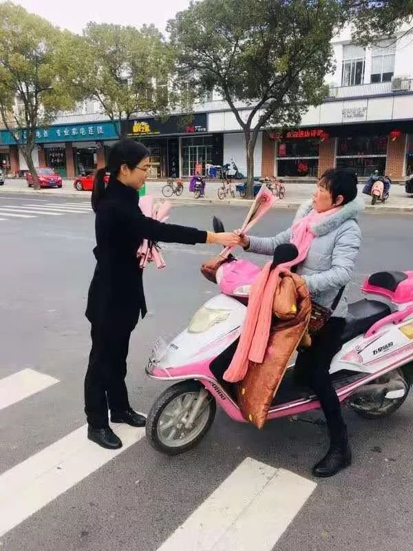 缤纷悦生活，花漾好时光—建屋·海德景园“品·优雅人生，享·海德生活”圆满落幕