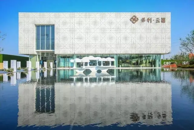 大片春赏:寻找青岛最美售楼处 撩不撩?(多图高清)