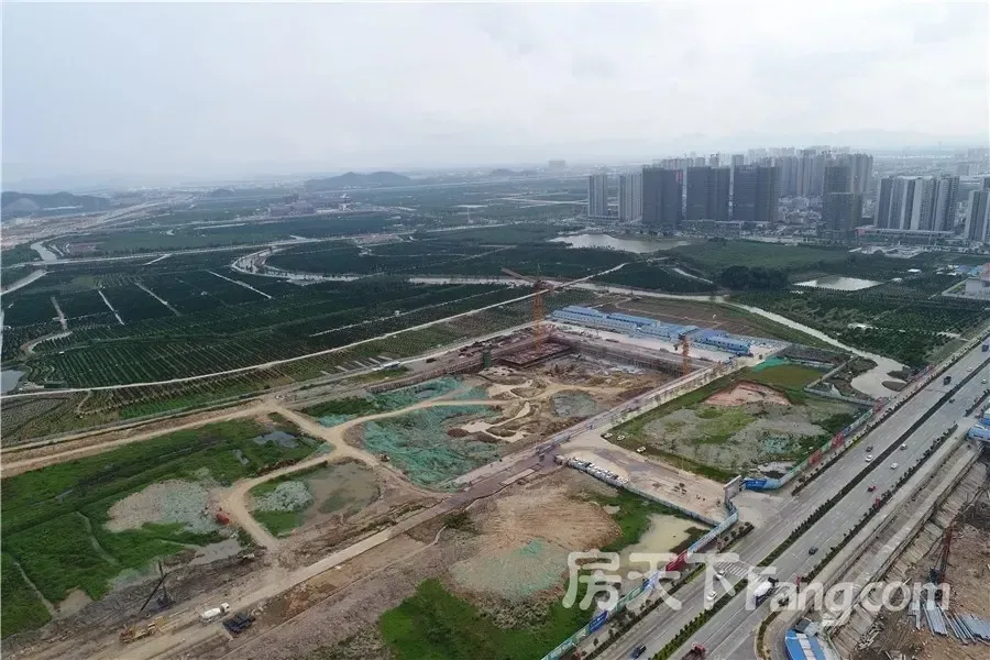 "图"个明白,新会70层地标新的进展,明德路何时才有新面孔?