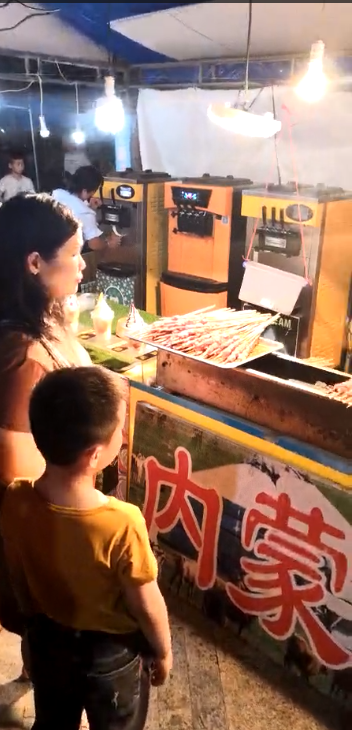 坤山玉天下螃蟹龙虾“网红美食节”5月17日盛大开启