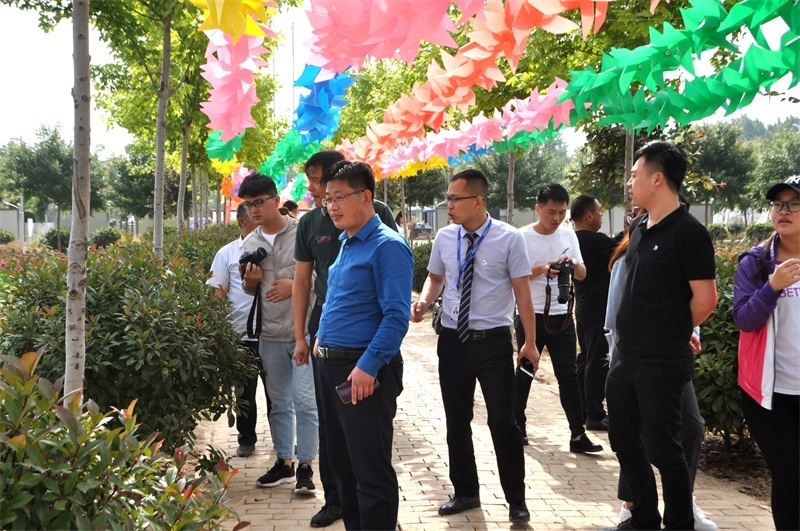 见证菏泽力量 天安花乡芍药园媒体行活动圆满落幕