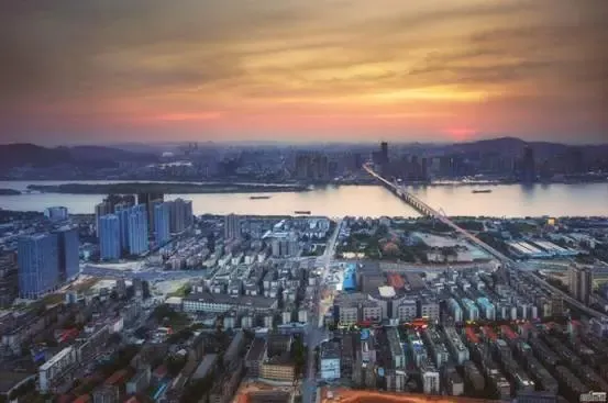 5月热销1100套 万科金色梦想全新产品 西雅图商业公寓6月推出-长沙