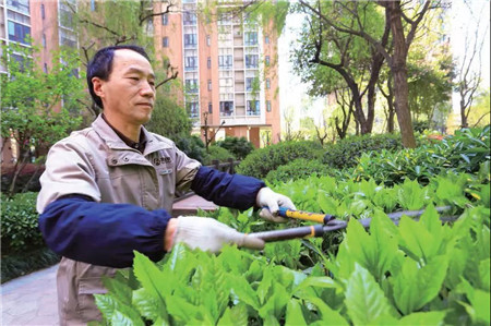 富力物业 | 买房只是步，好物业才是未来生活的加分项