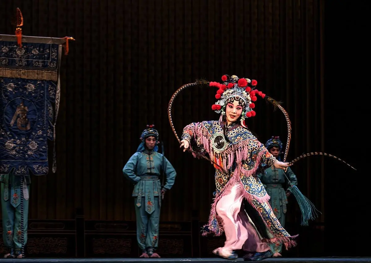 梨园吐芬芳鼎鑫黄金水岸迎七一戏曲晚会