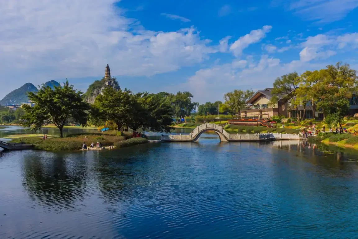 重磅兴进塔山人文绿洲再添大手笔龙隐教育集团兴进实验小学正式签约